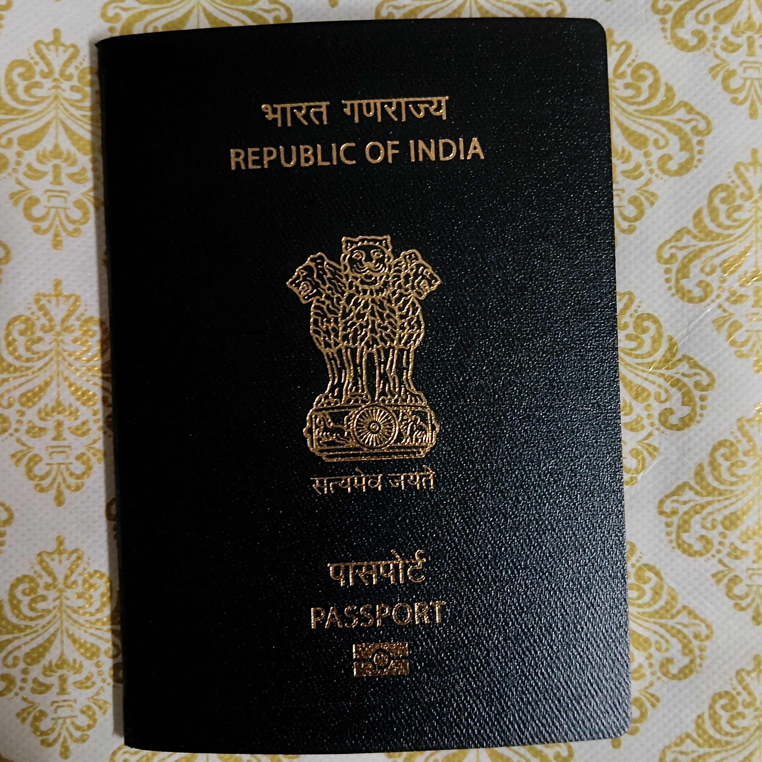 An officer’s side income can buy two tolas of gold per month