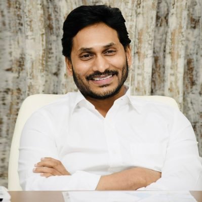 వైఎస్ జగన్ మోహన్ రెడ్డి నేడు డిసెంబర్ 21 తన 53వ పుట్టినరోజును జరుపుకుంటున్నారు